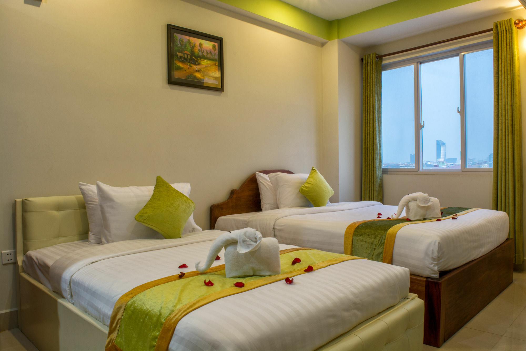 Raksmey Suo Hotel Phnom Penh Exterior photo