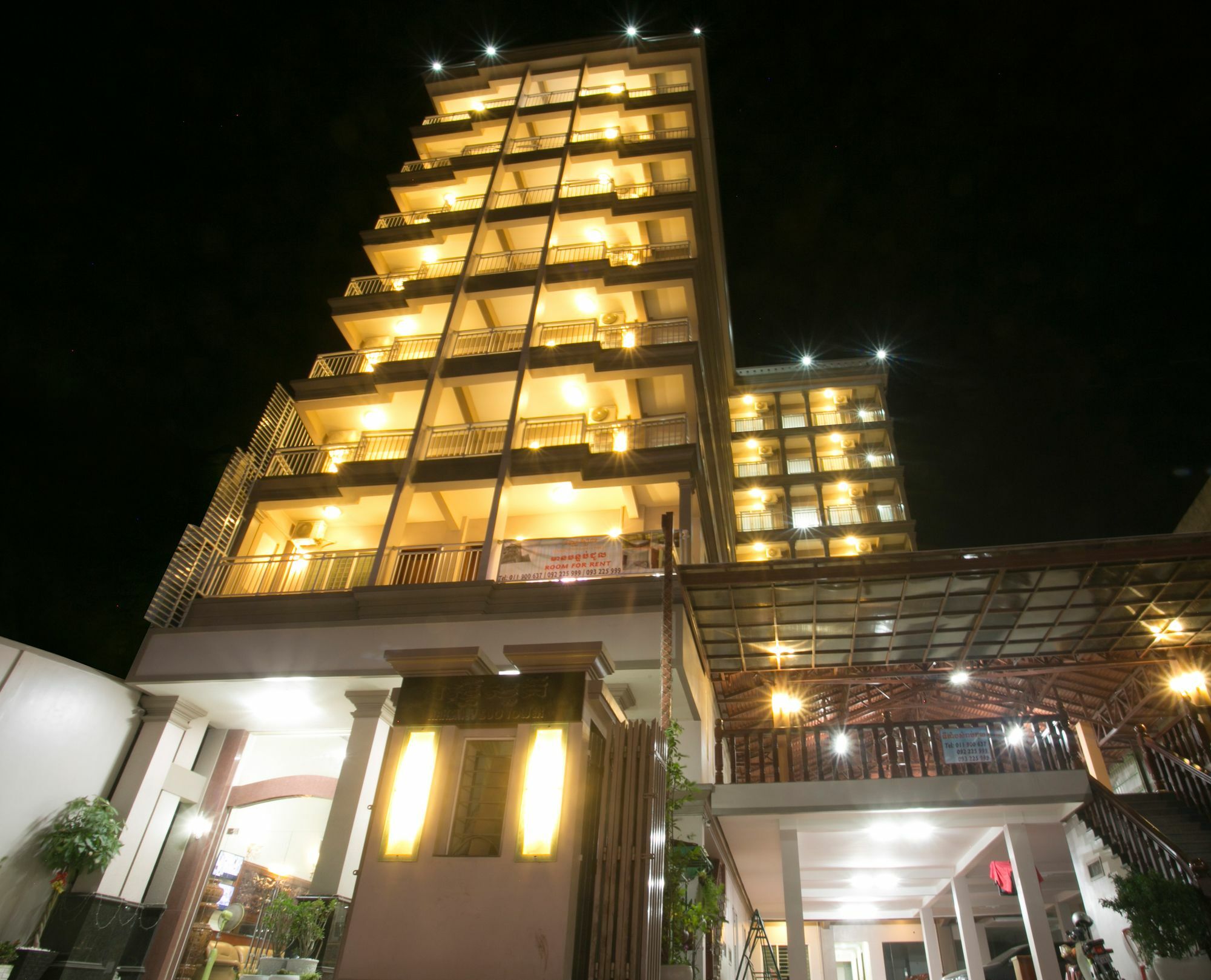 Raksmey Suo Hotel Phnom Penh Exterior photo