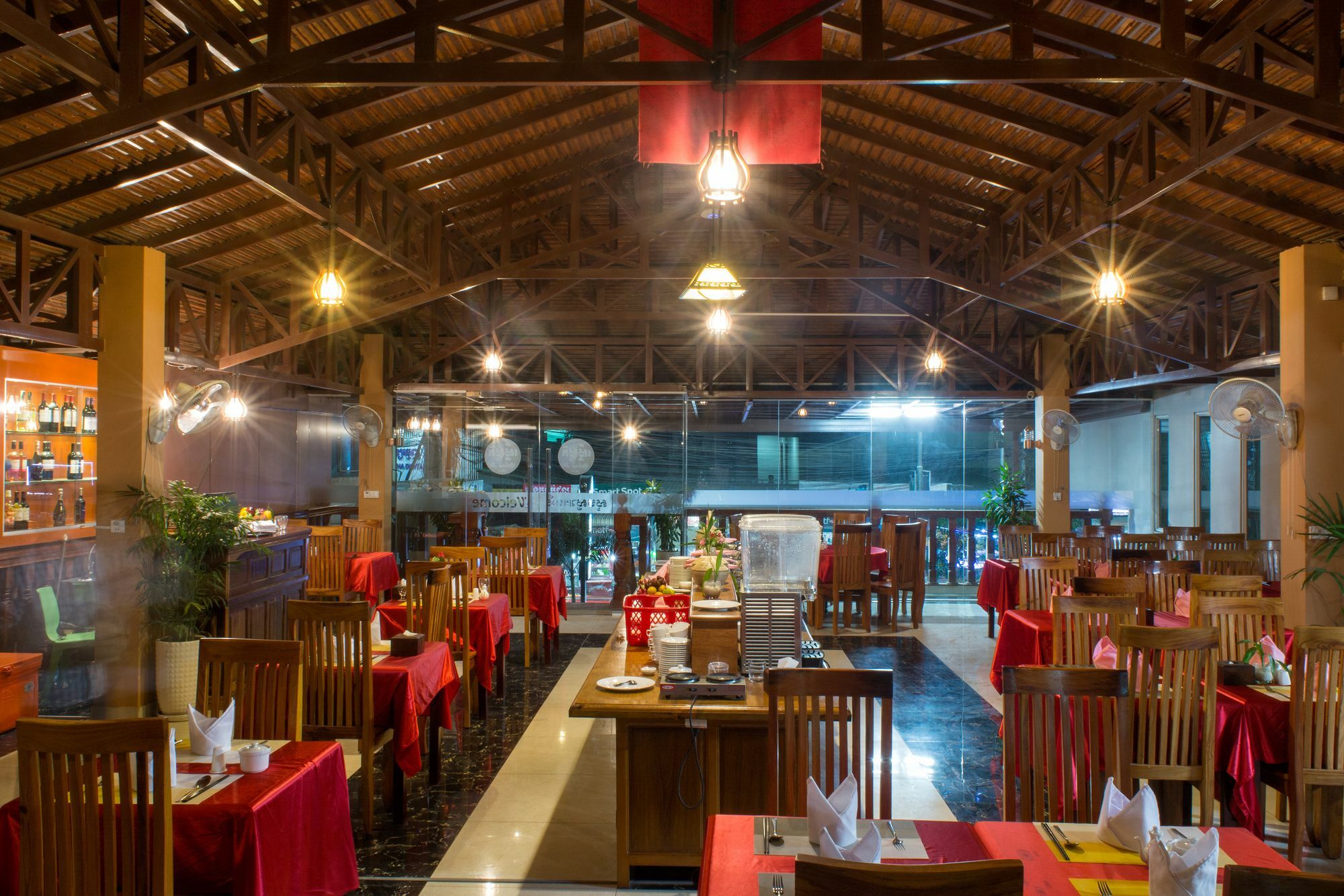 Raksmey Suo Hotel Phnom Penh Exterior photo