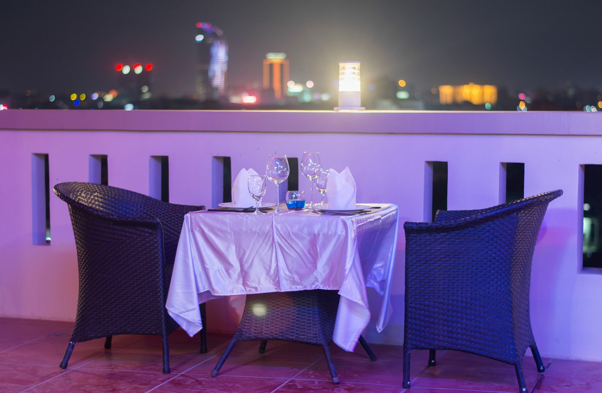 Raksmey Suo Hotel Phnom Penh Exterior photo
