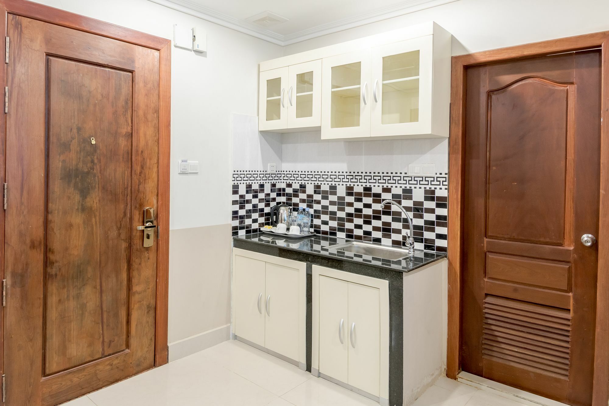 Raksmey Suo Hotel Phnom Penh Exterior photo